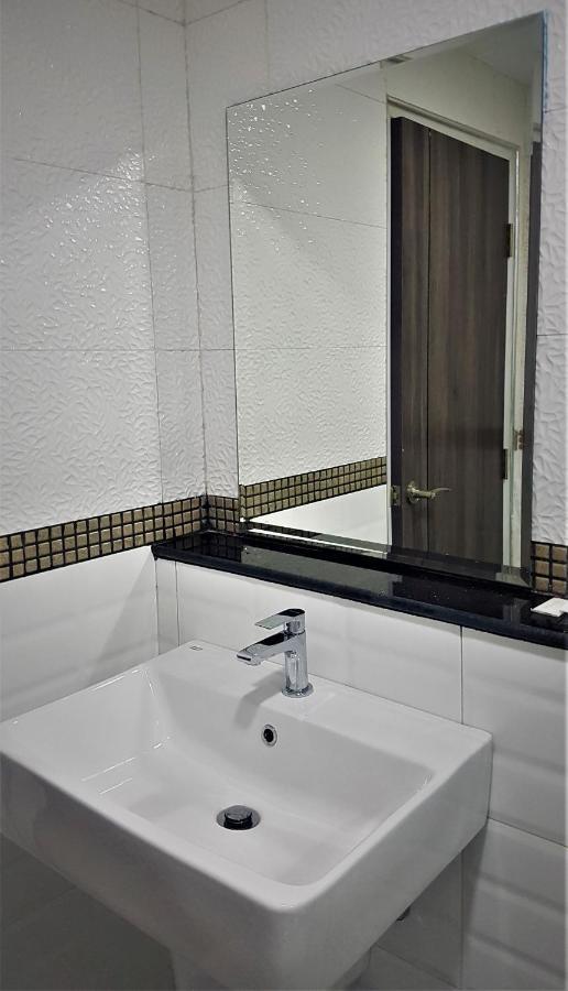 La Capannina Hotel Patong Ngoại thất bức ảnh