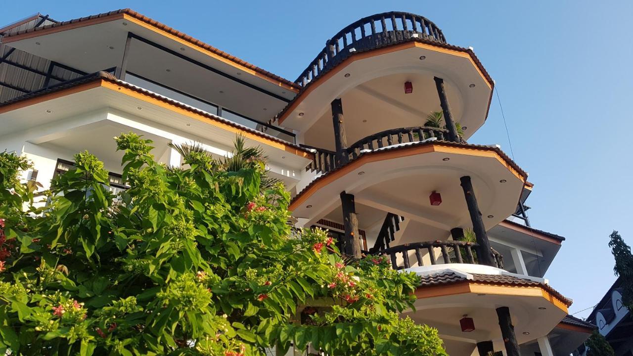 La Capannina Hotel Patong Ngoại thất bức ảnh
